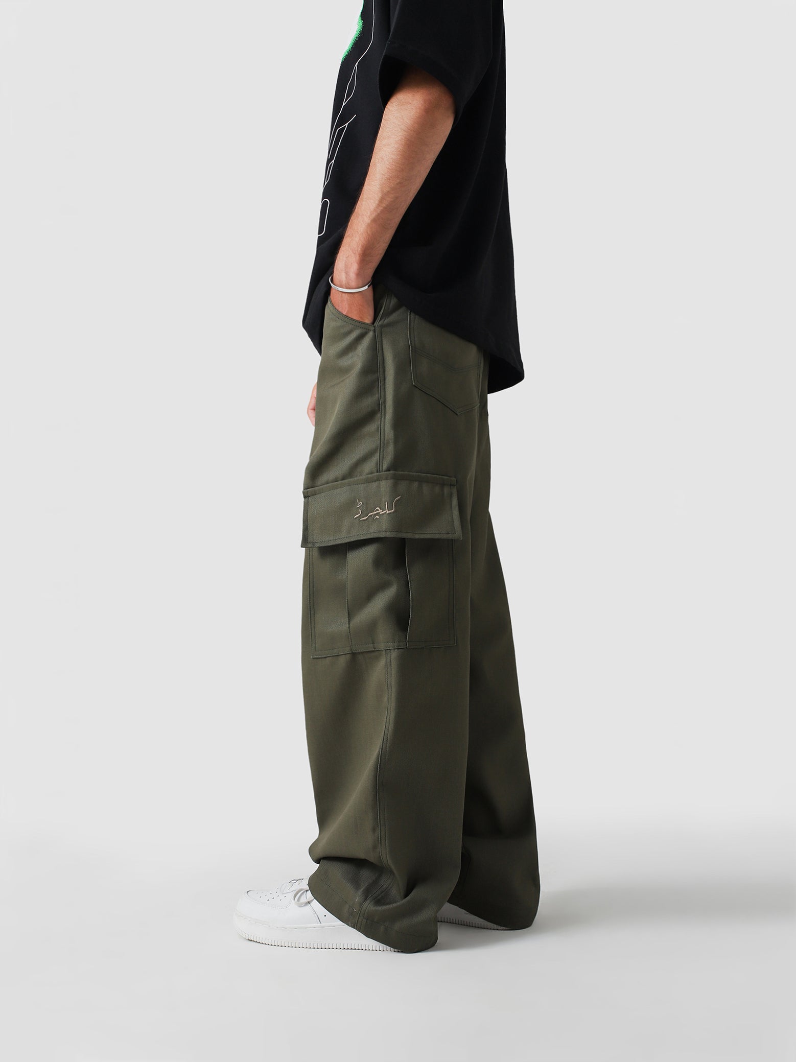 Utility Moss Green Cargo - Cultured Legacy